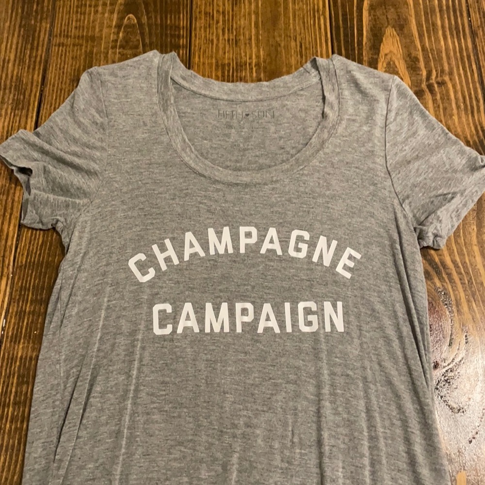 Gray tee